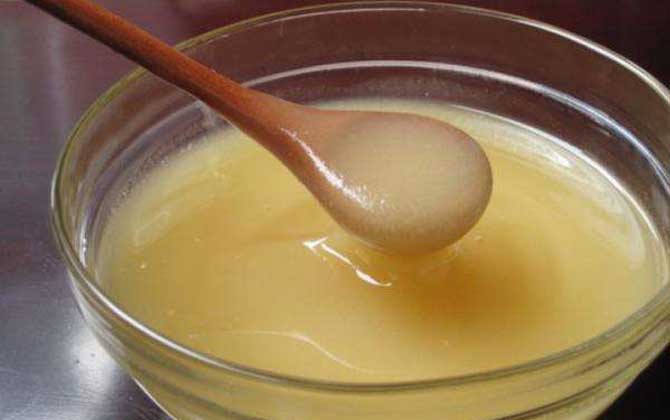 女人長(zhǎng)期吃蜂王漿好嗎?這5個(gè)好處,只有吃蜂王漿的女人知道! 蜂王漿