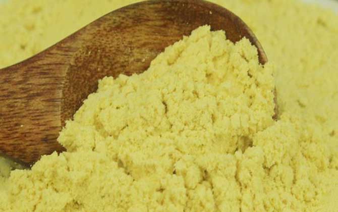 什么花粉祛斑效果最好?首選茶花粉和荷花粉,其次是油菜花粉! 松花粉