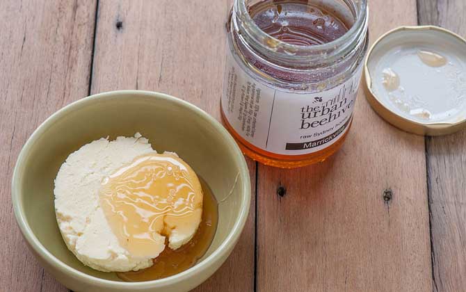 蜂蜜祛斑方法及祛斑小竅門(mén) 蜂蜜祛斑