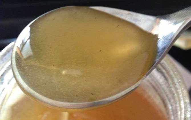 蜂蜜真的能用來洗臉嗎? 蜂蜜