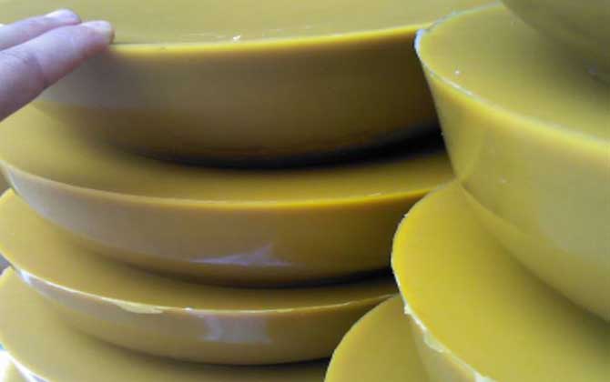 蜂蠟是什么顏色的? 蜂蠟