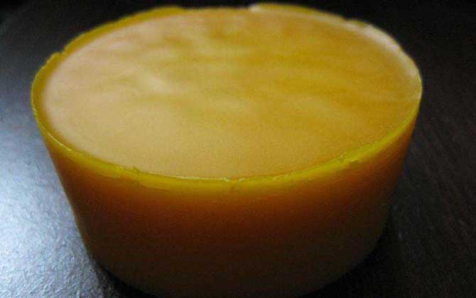 白蜂蠟和黃蜂蠟的區(qū)別 黃蜂蠟