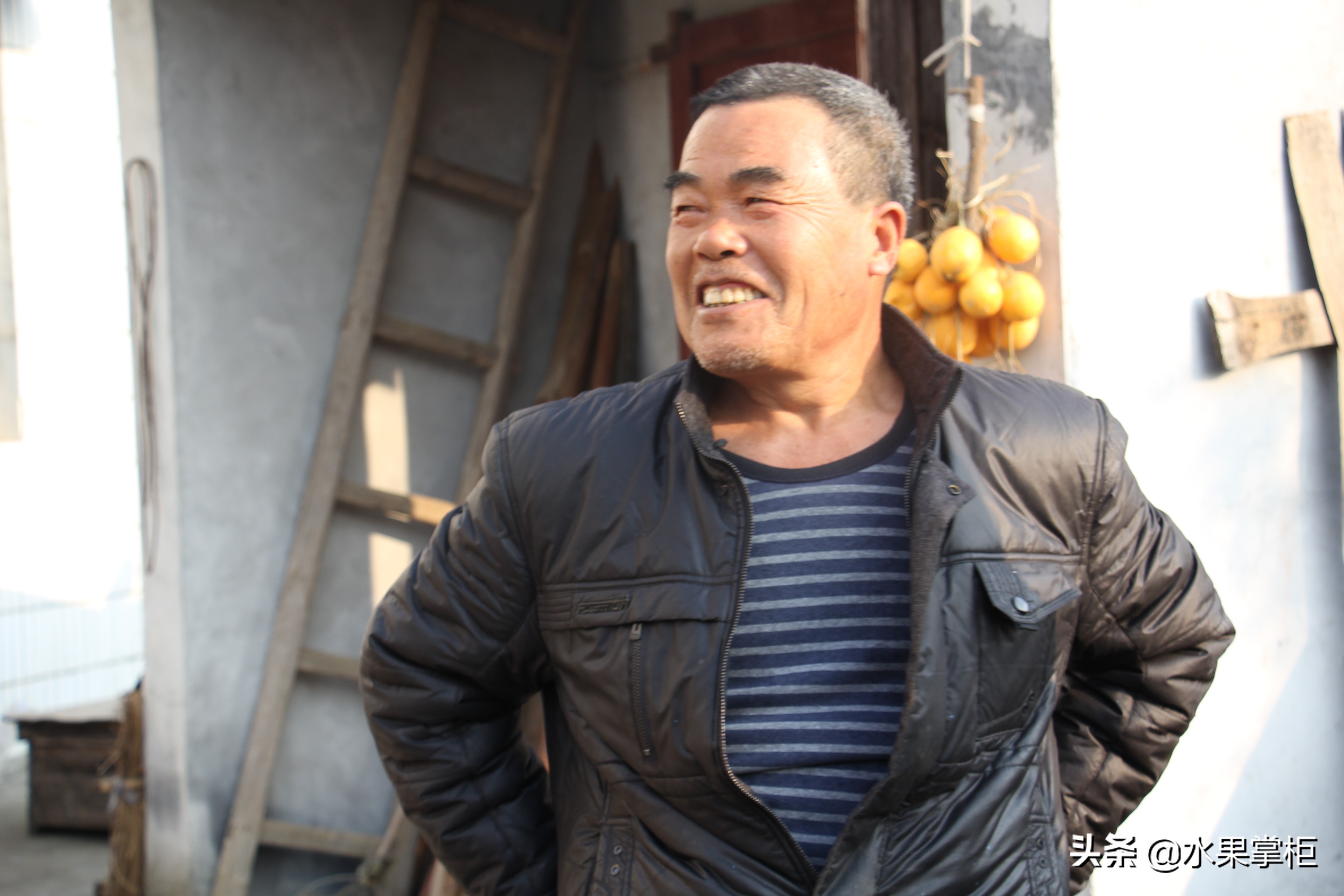 漲知識：農(nóng)家養(yǎng)土蜂蜜的工具，你認(rèn)識幾個？留言回復(fù)，連載哦