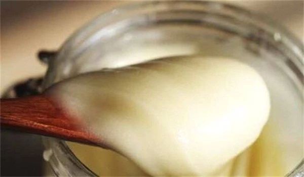 雜花蜜和椴樹(shù)蜜哪個(gè)好(抓花蜜和椴樹(shù)蜜的區(qū)別和營(yíng)養(yǎng)價(jià)值) 雜花蜜和椴樹(shù)蜜哪個(gè)好(抓花蜜和椴樹(shù)蜜的區(qū)別和營(yíng)養(yǎng)價(jià)值)