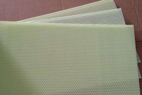 塑料巢礎(chǔ)好用嗎（塑料巢礎(chǔ)的優(yōu)缺點(diǎn)）