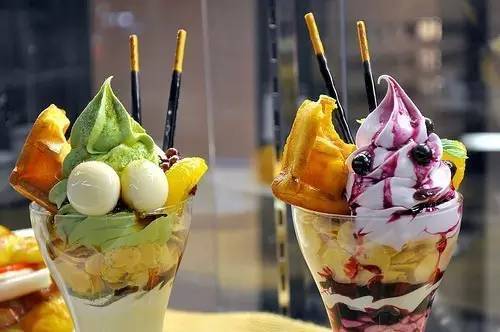 怎么用蜂蜜做冰淇淋(蜂蜜冰淇淋的簡單做法) 怎么用蜂蜜做冰淇淋(蜂蜜冰淇淋的簡單做法)