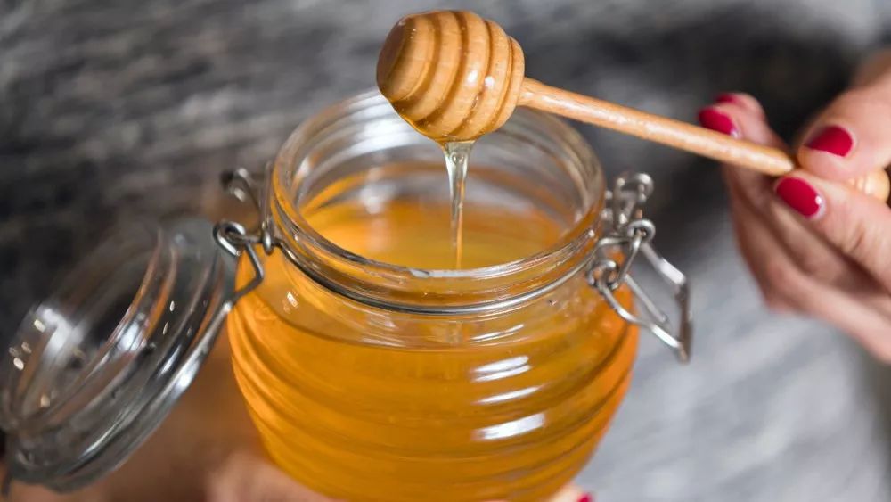 烏克蘭蜂蜜的特點(烏克蘭蜂蜜種類和特點) 烏克蘭蜂蜜的特點(烏克蘭蜂蜜種類和特點)