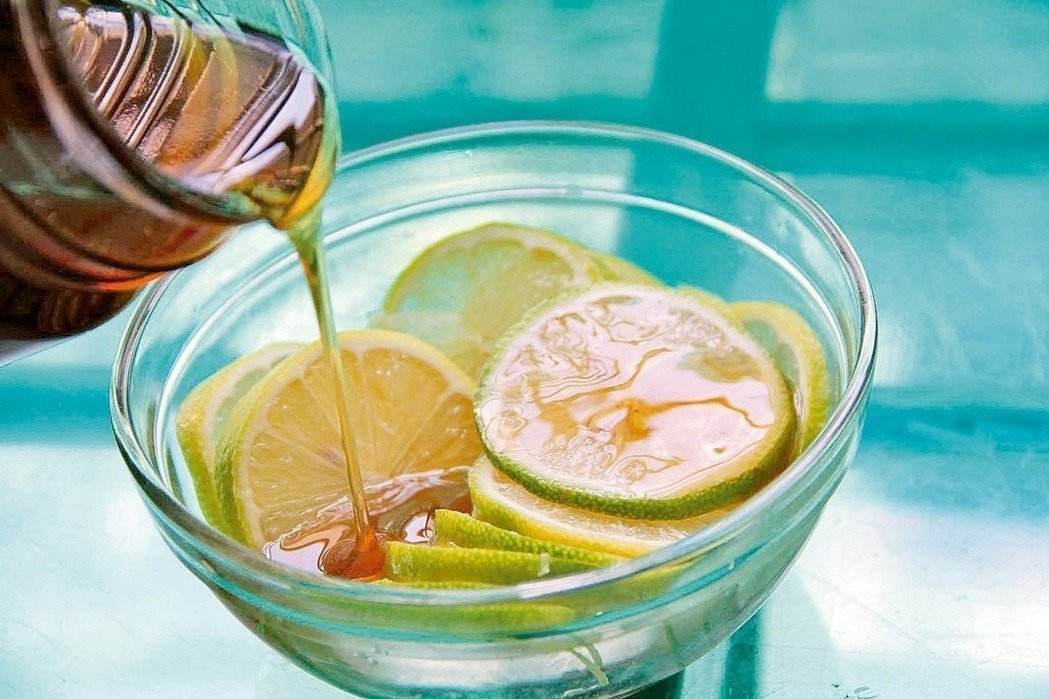 【蜂蜜吃法】蜂蜜檸檬水的做法以及注意事項 蜂蜜檸檬水的做法以及注意事項